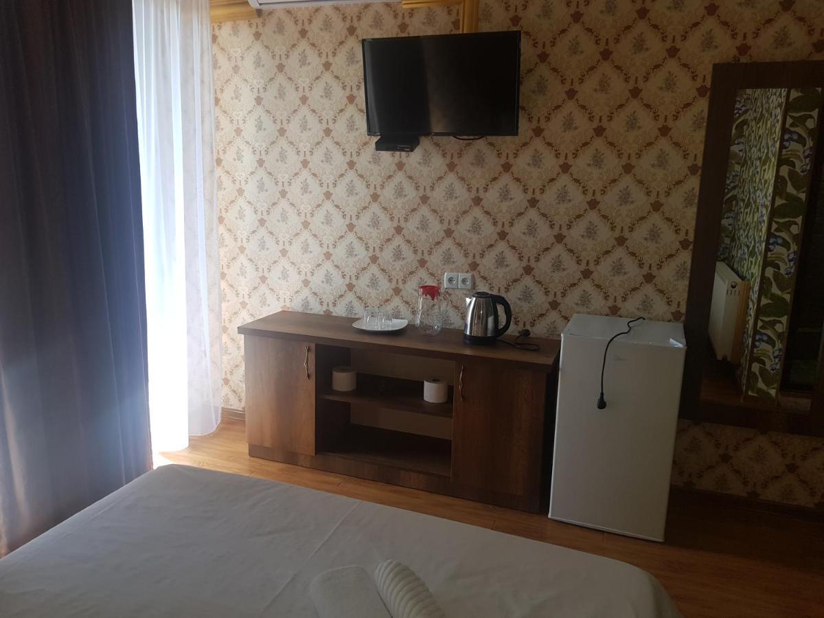 Hotel Lu-Ma ティビリシ エクステリア 写真